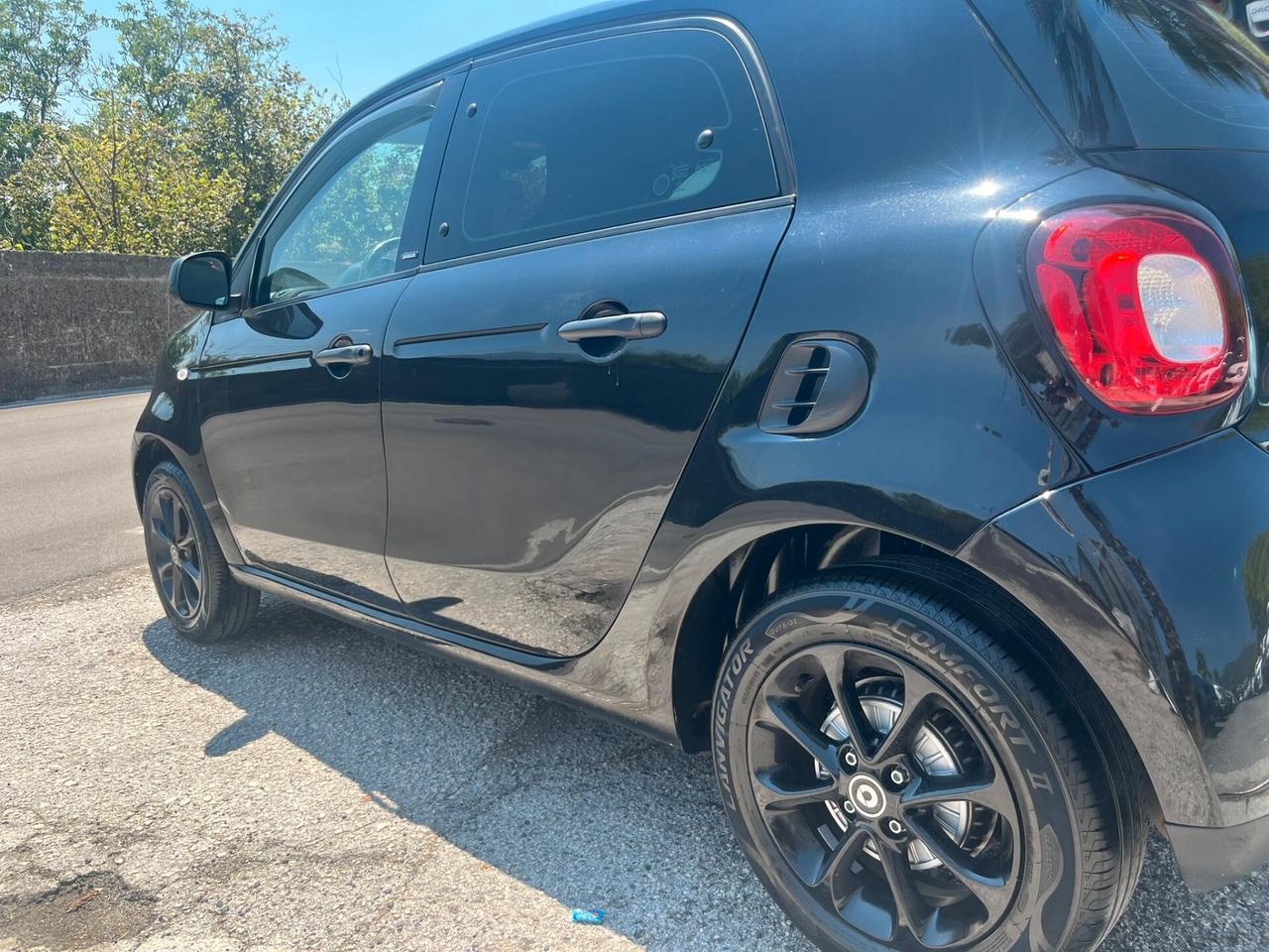 Smart ForFour 70 1.0 Passion Cambio Automatico 2018