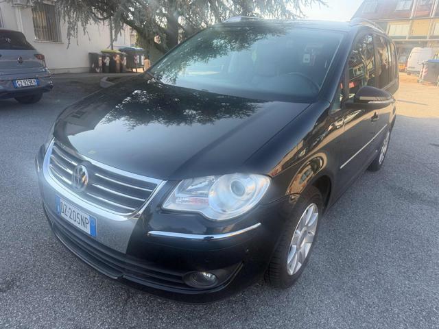 VOLKSWAGEN Touran 7posti 1.4 16V TSI 150CV Highline Ecofuel