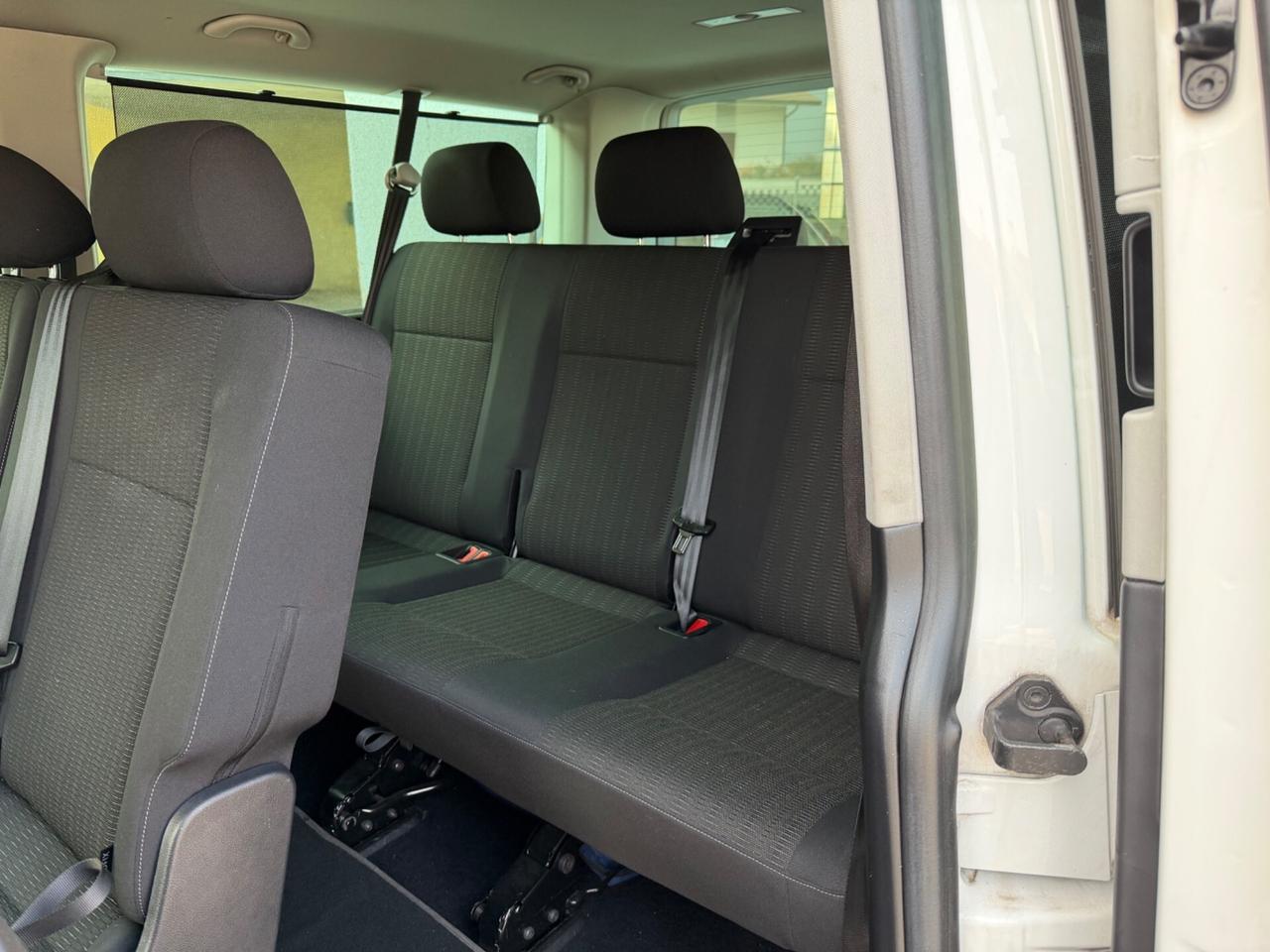 Volkswagen Caravelle 2.0 150CV DSG 9 POSTI