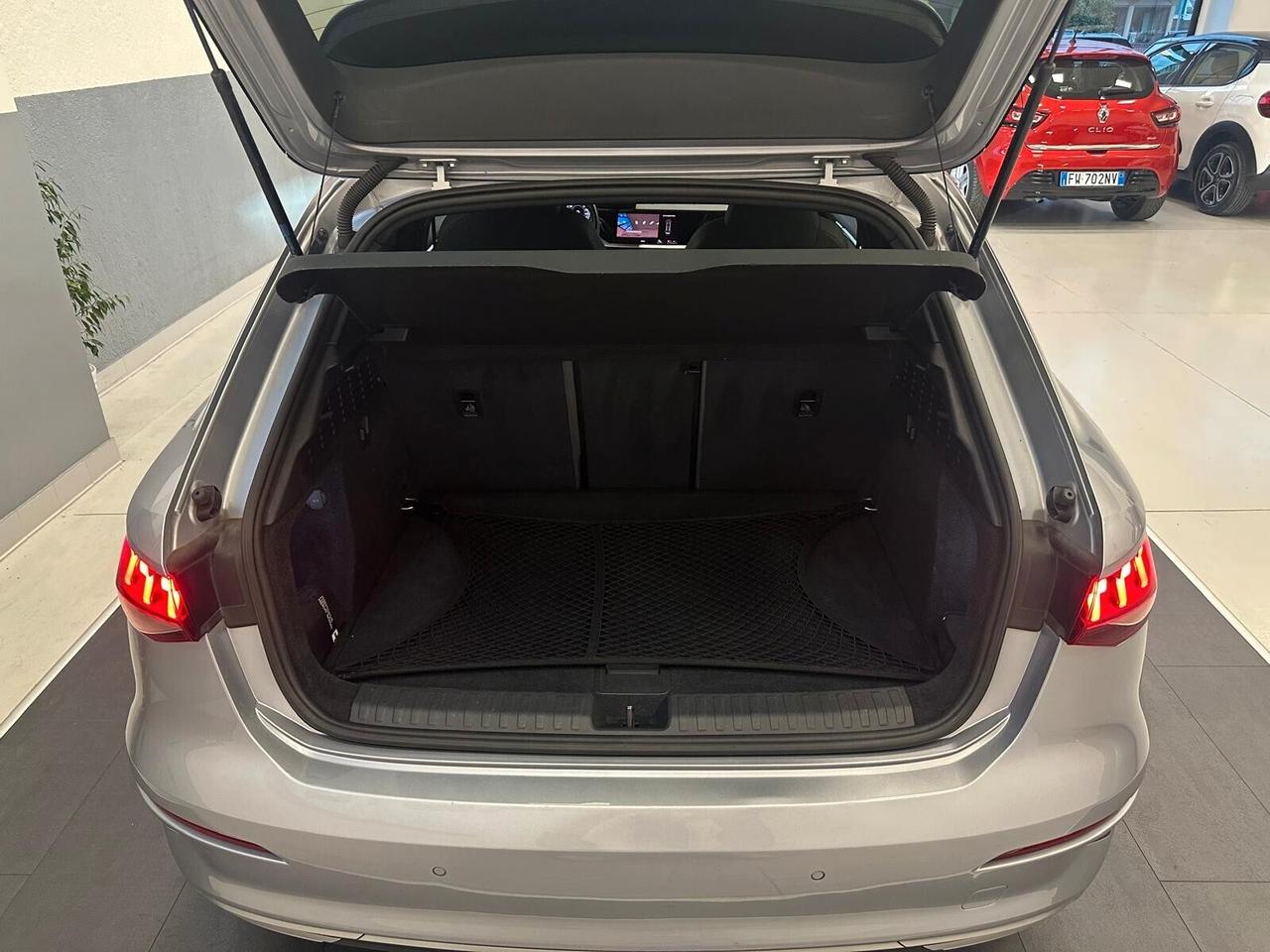 Audi A3 SPB 30 g-tron S tronic line edition