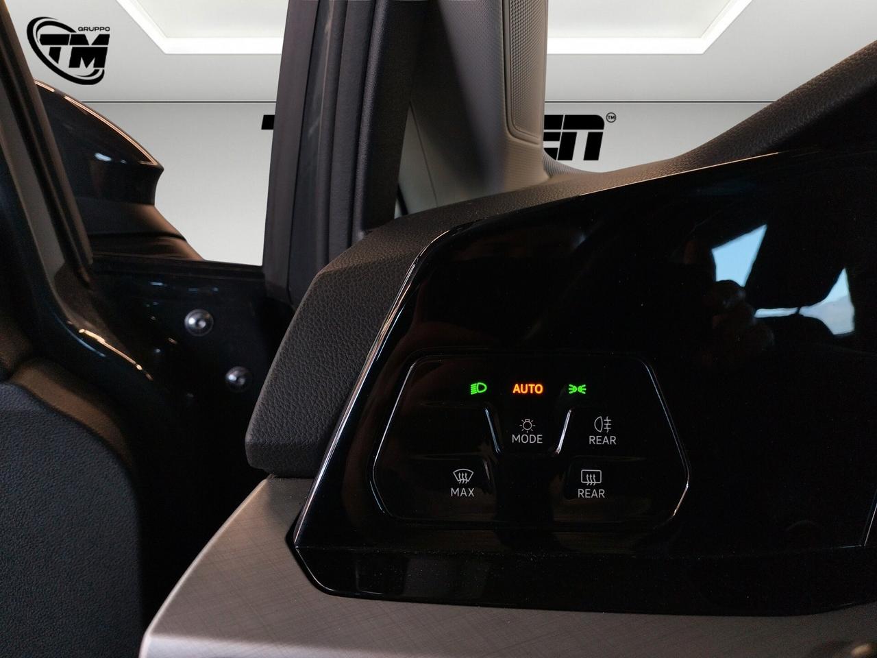 Volkswagen Golf Variant 2.0 TDI SCR Life - NEOPATENTATI