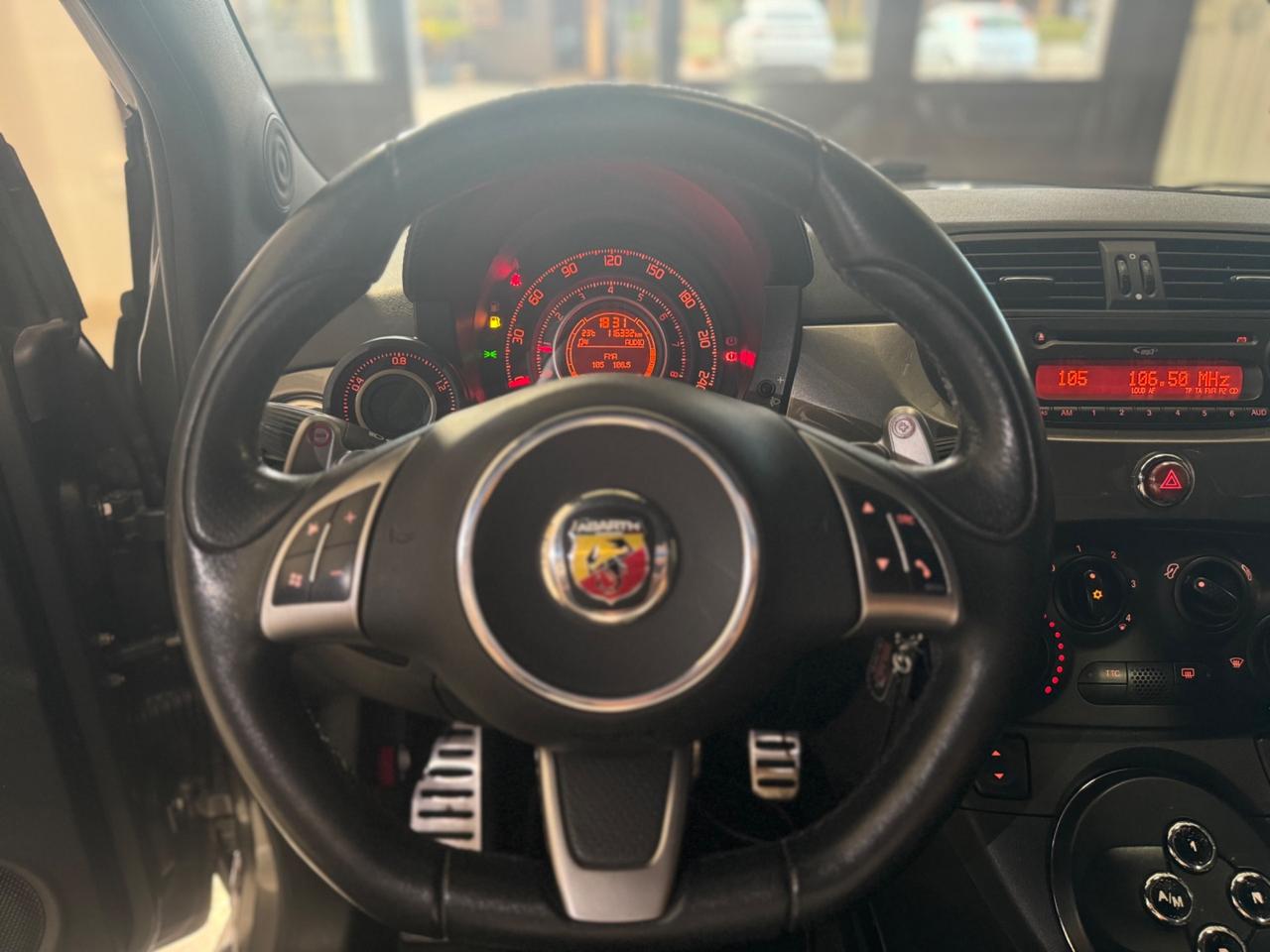 Abarth 500 C 1.4 Turbo T-Jet MTA