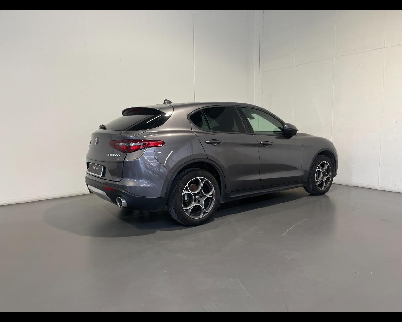 ALFA ROMEO Stelvio 2.2 t Super Q4 210cv auto