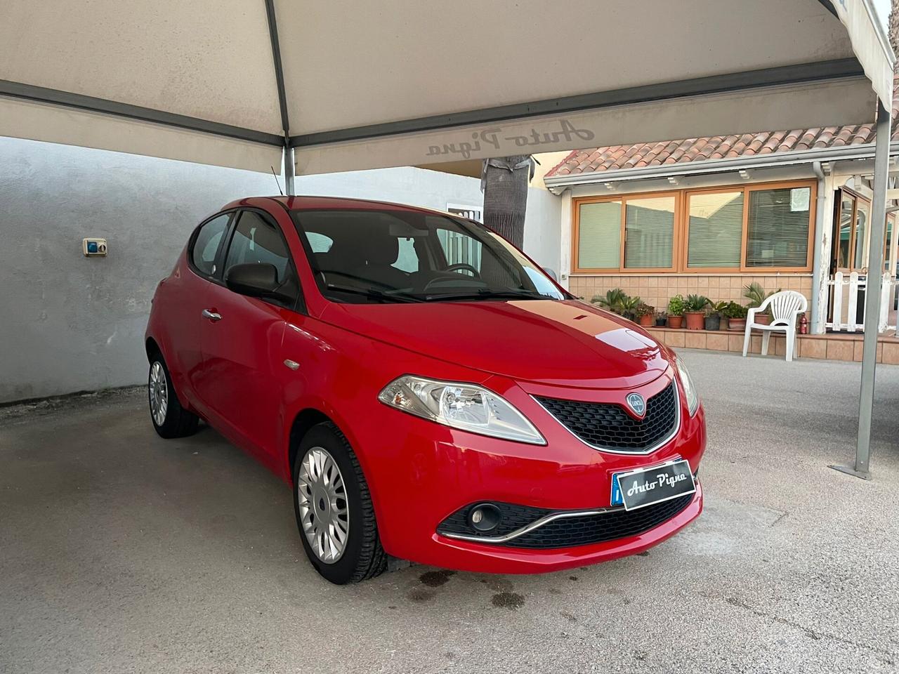 Lancia Ypsilon 1.2 69 CV 5 porte GPL Ecochic Gold