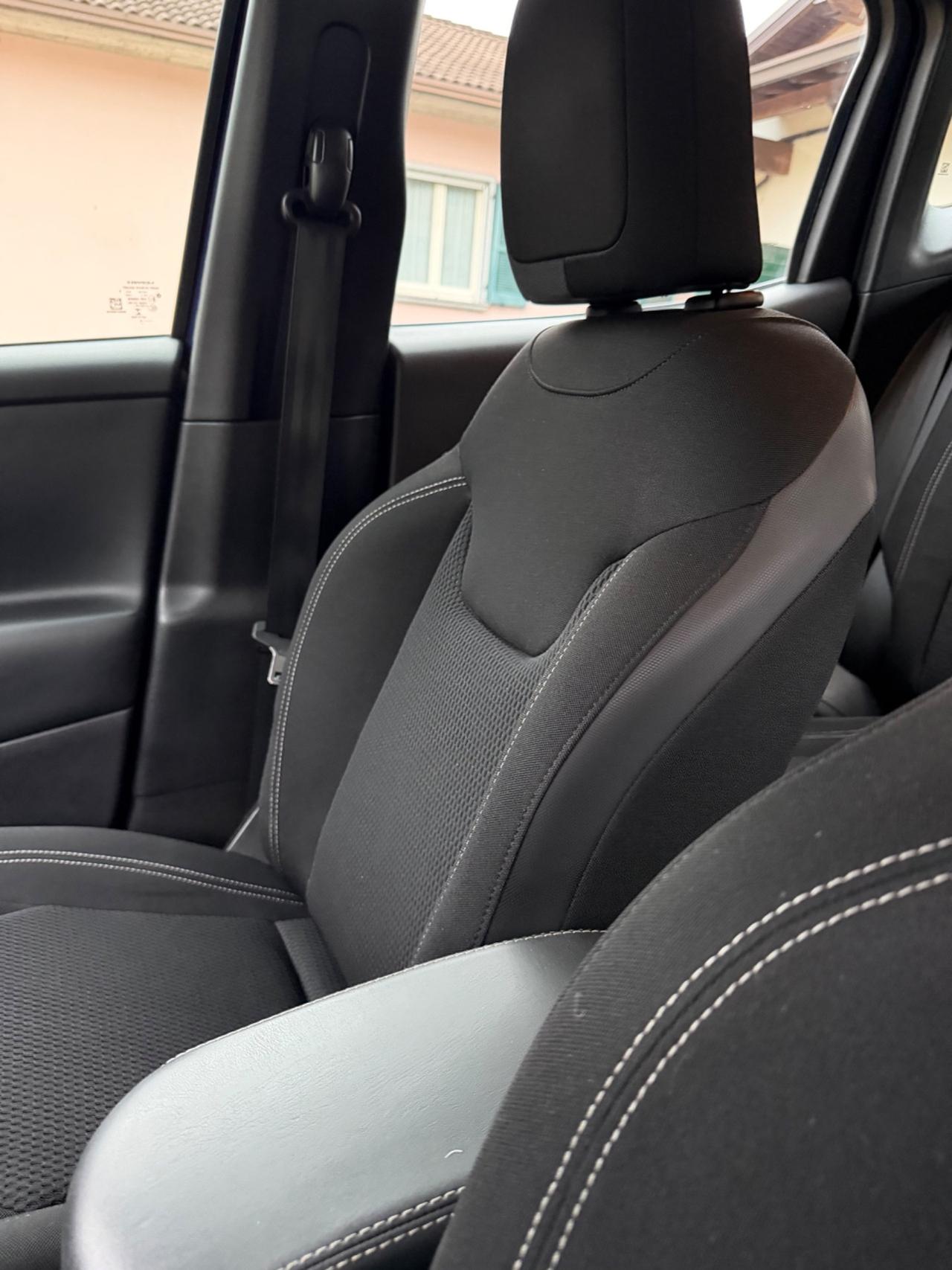 Jeep RENEGADE LIMITED GARAN KMCERT UNICOPR