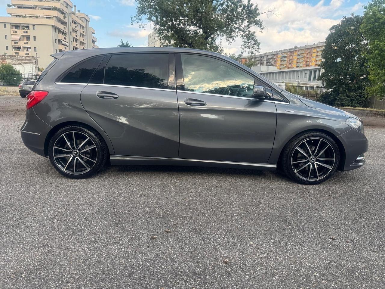 Mercedes-benz B 180 CDI BlueEFFICIENCY Premium