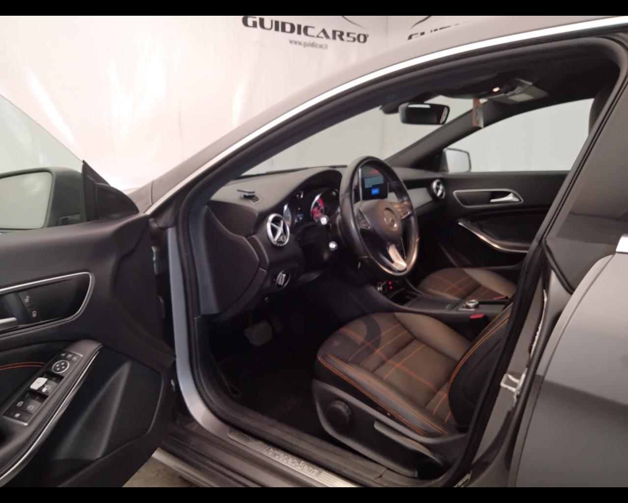 Mercedes-Benz CLA Shooting Brake - X117 - CLA Shooting Brake 200 d (cdi) S