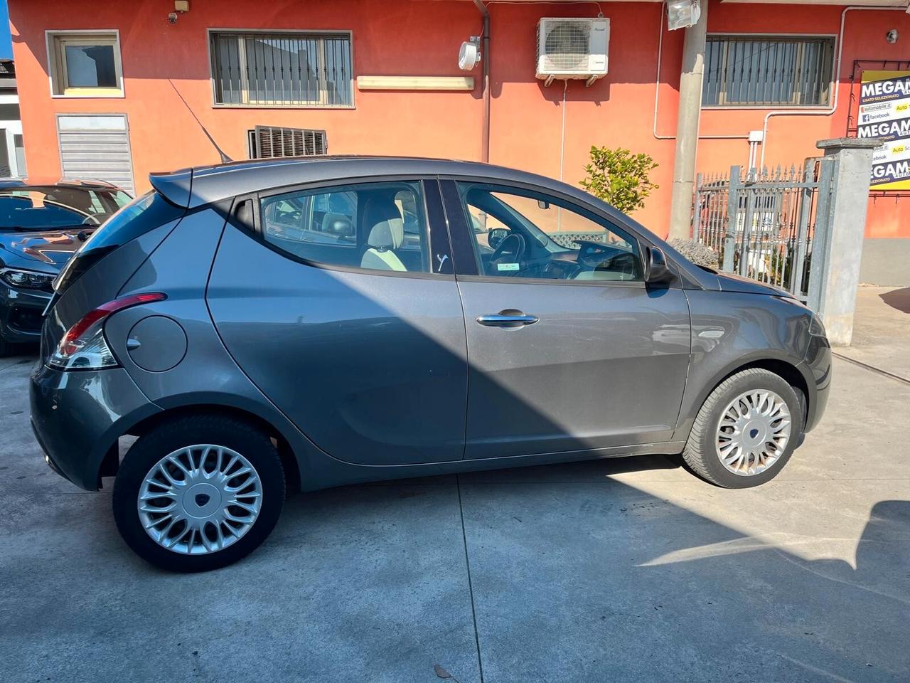 Lancia Ypsilon 1.3 MJT 16V 95 CV 5 porte S&S Gold