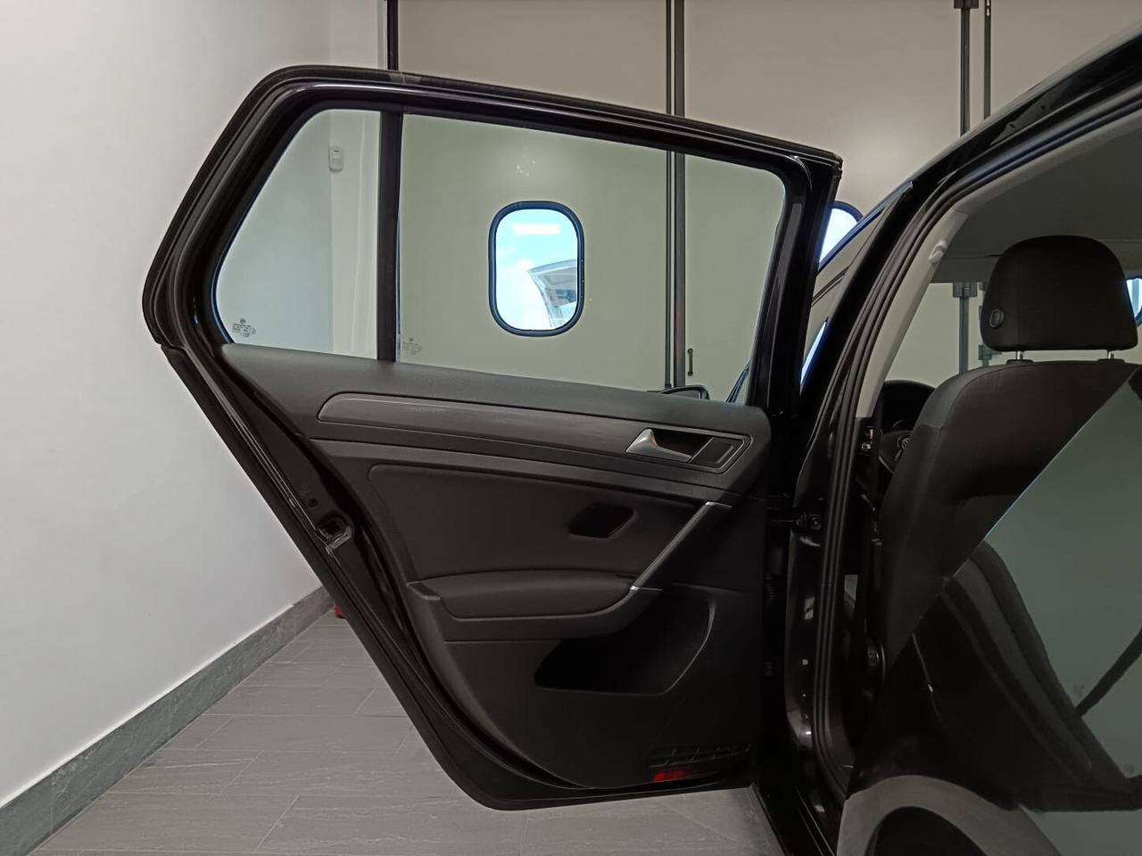 Volkswagen Golf 1.6 TDI