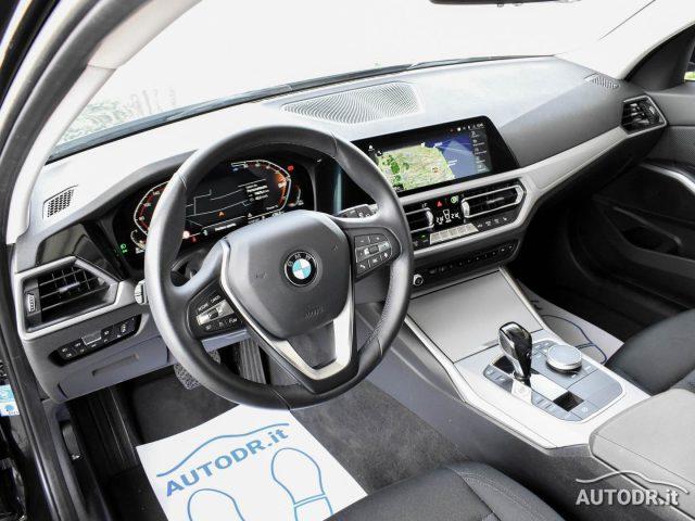 BMW 320 d Touring xDrive Business Advantage SOLO 18000KM!!