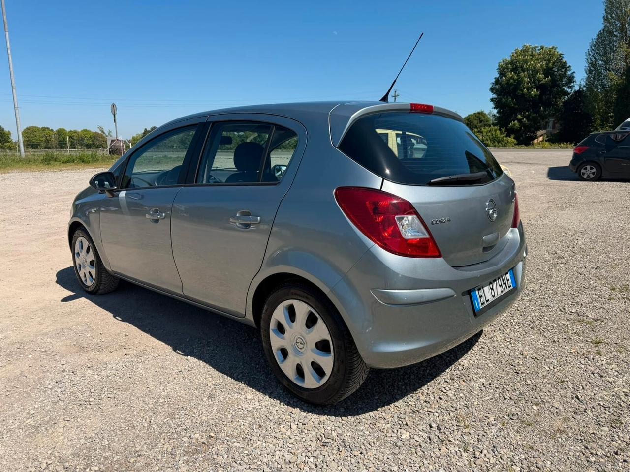 Opel Corsa 1.3 COSMO