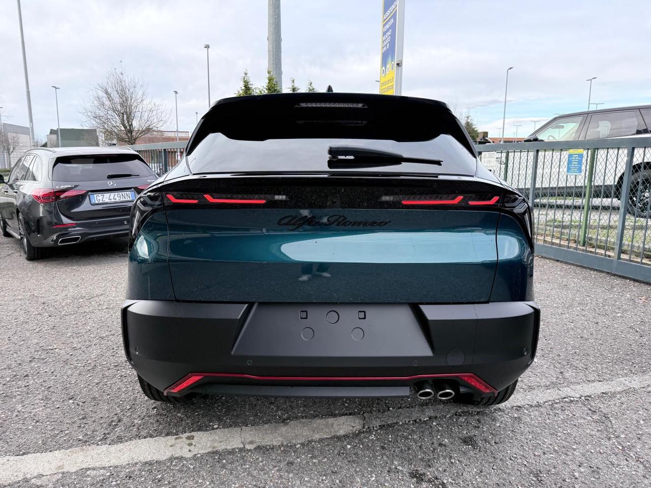 Alfa Romeo Junior 1.2 ibrida Speciale 145cv edct6