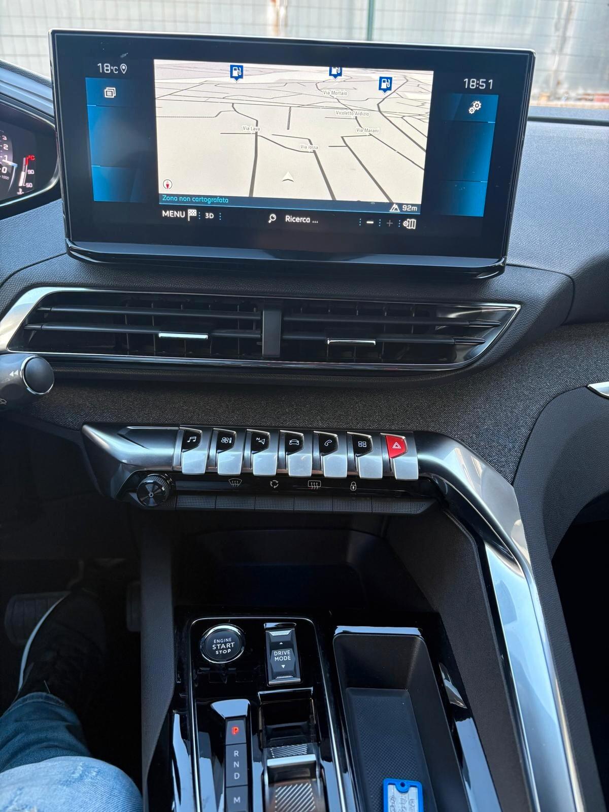 Peugeot 3008 BlueHDi 130 S&S EAT8 Allure KM 12300