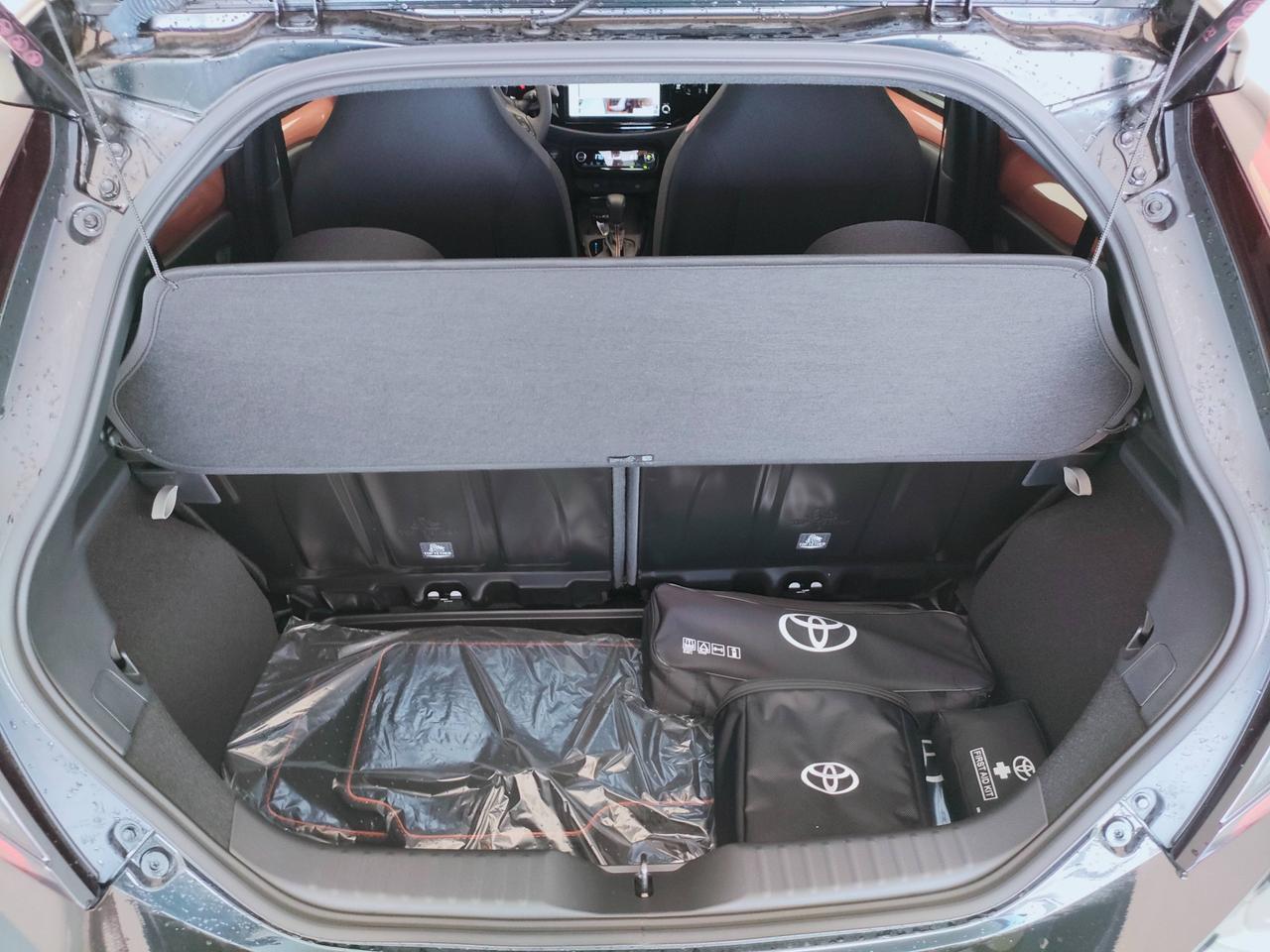 TOYOTA AYGO X HEV PREMIUM MC26