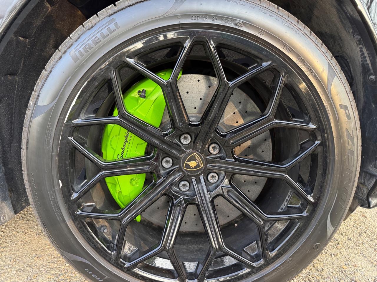 Lamborghini Urus 4.0 - prezzo top italia con iva e garanzia