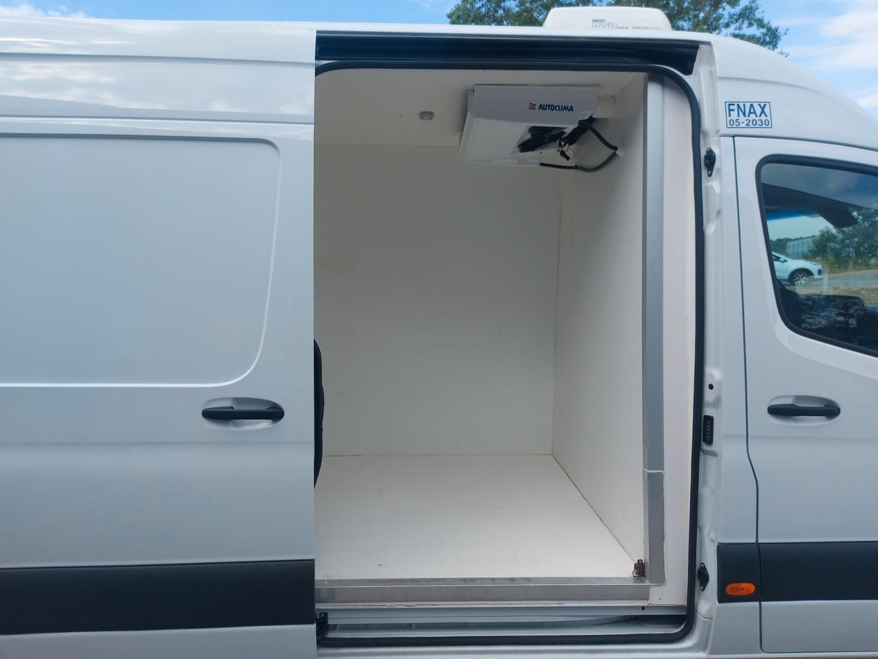 MERCEDES BENZ SPRINTER 315 KA CON RIVESTIMENTO ISOTERMICO E GRUPPO FRIGO
