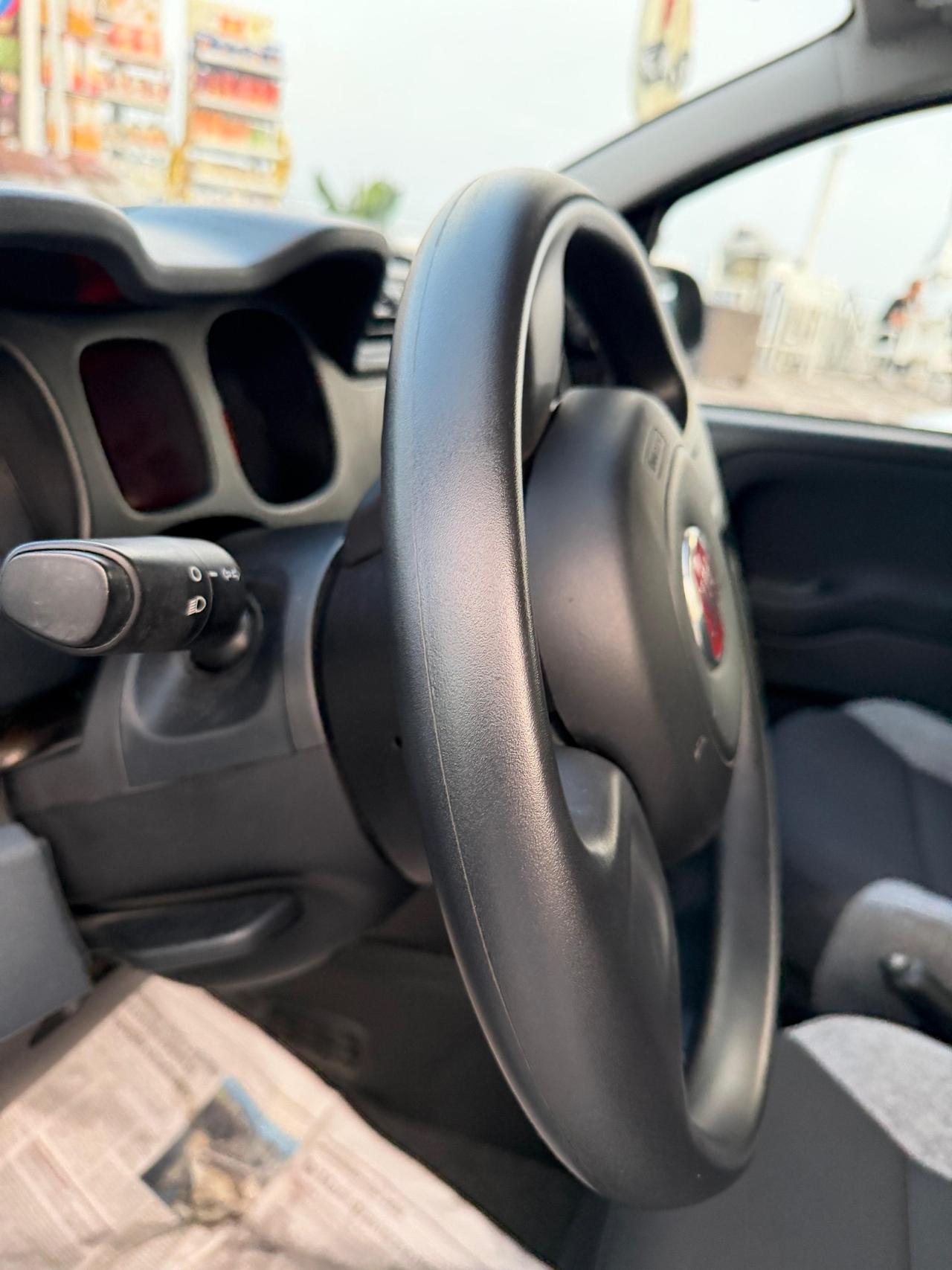 Fiat Panda anno 2022 da vetrina benzina ibrida