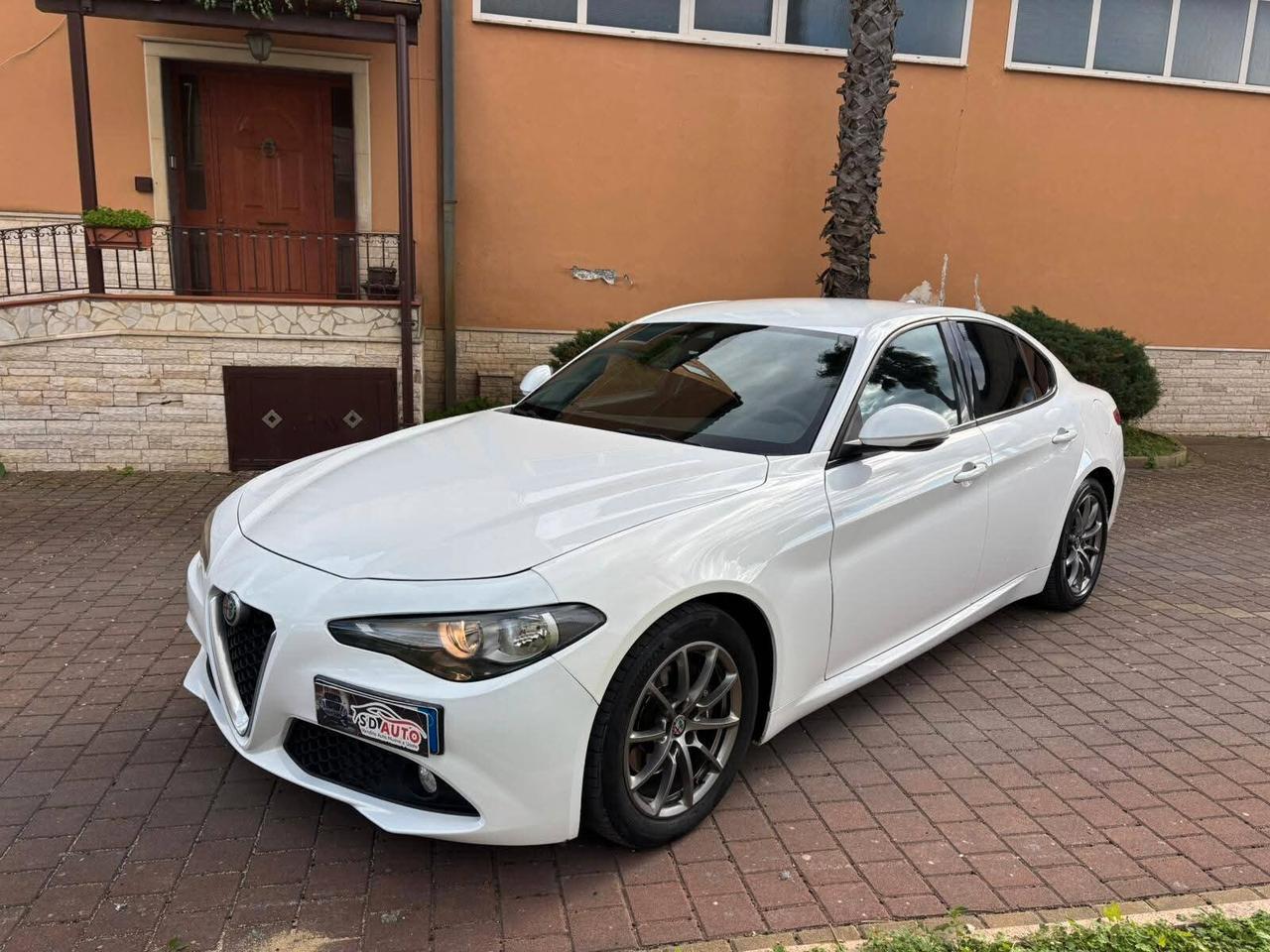 Alfa Romeo Giulia 2.2 Turbodiesel 180 CV Super
