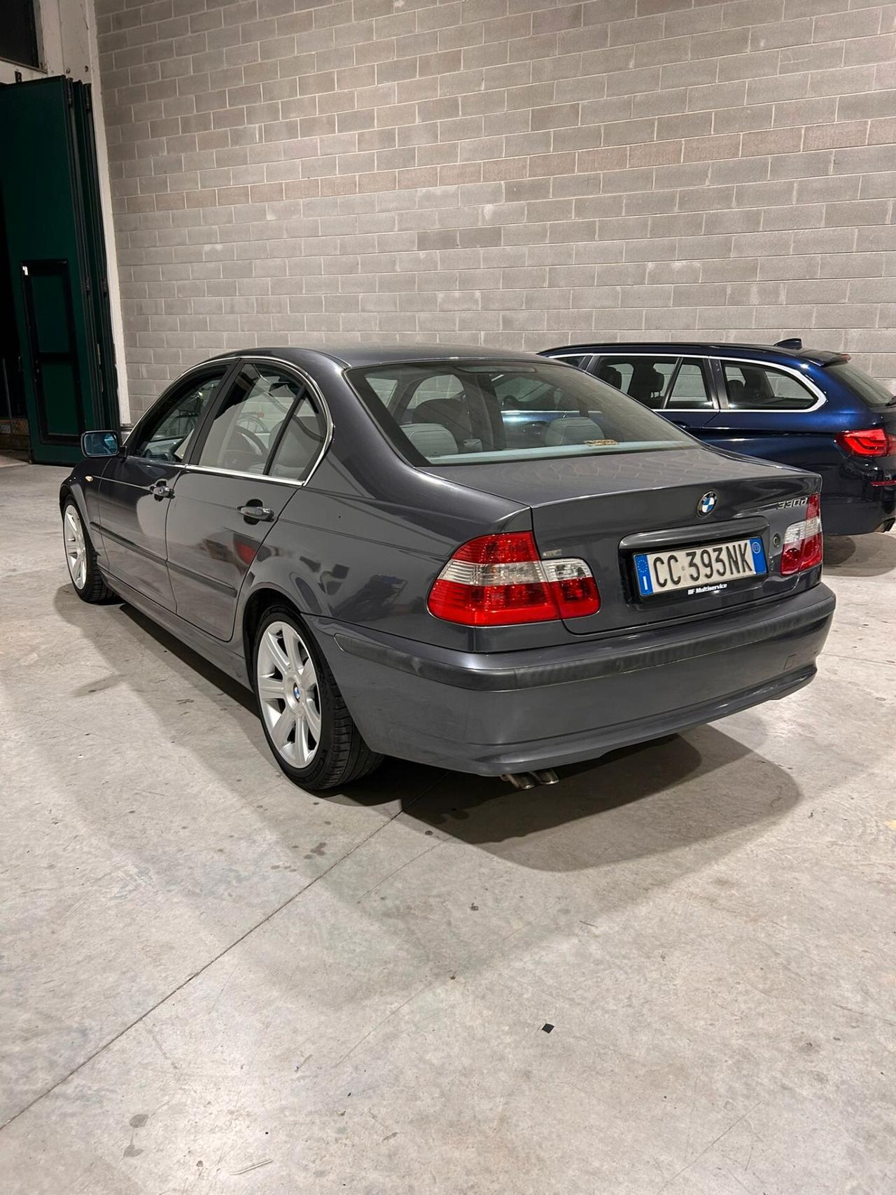 Bmw 330 330d turbodiesel cat 4 porte Attiva