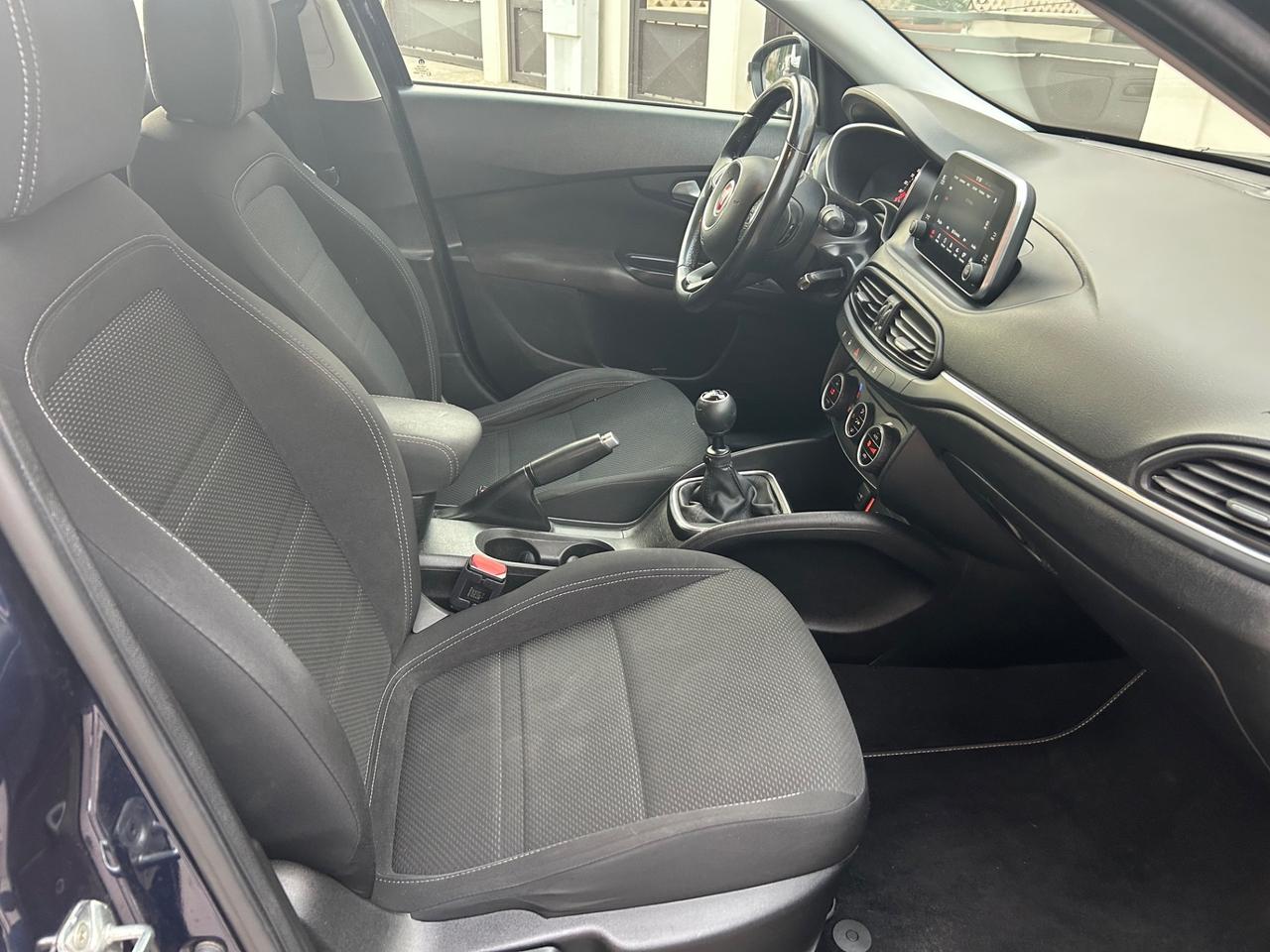 Fiat Tipo 1.6 Mjt S&S 5 porte Lounge