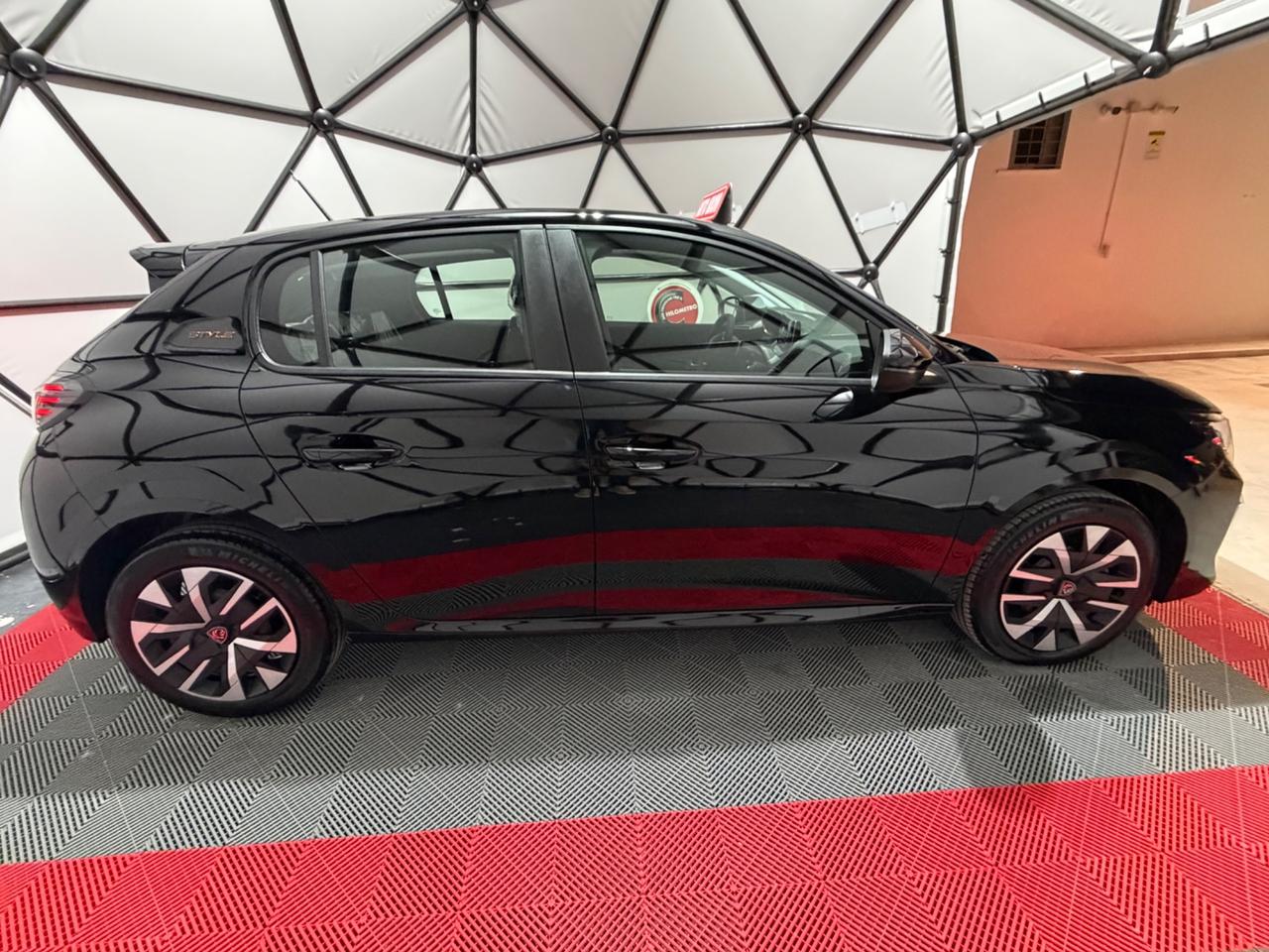 Peugeot 208 Hybrid 110 e-DCS6 Business