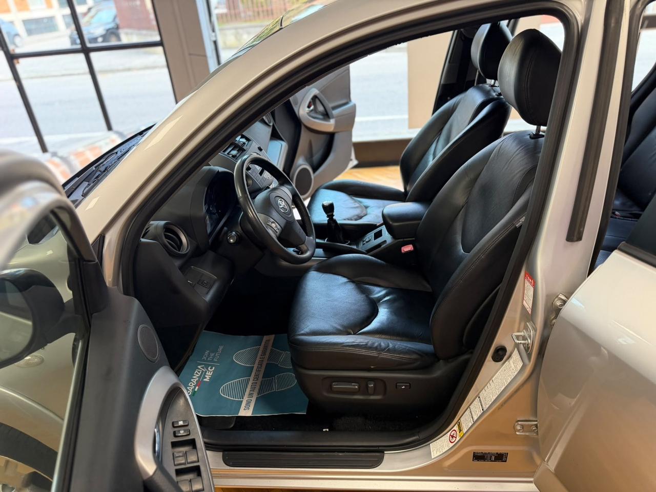 Toyota RAV 4 RAV4 2.2 D-4D 177 CV Luxury