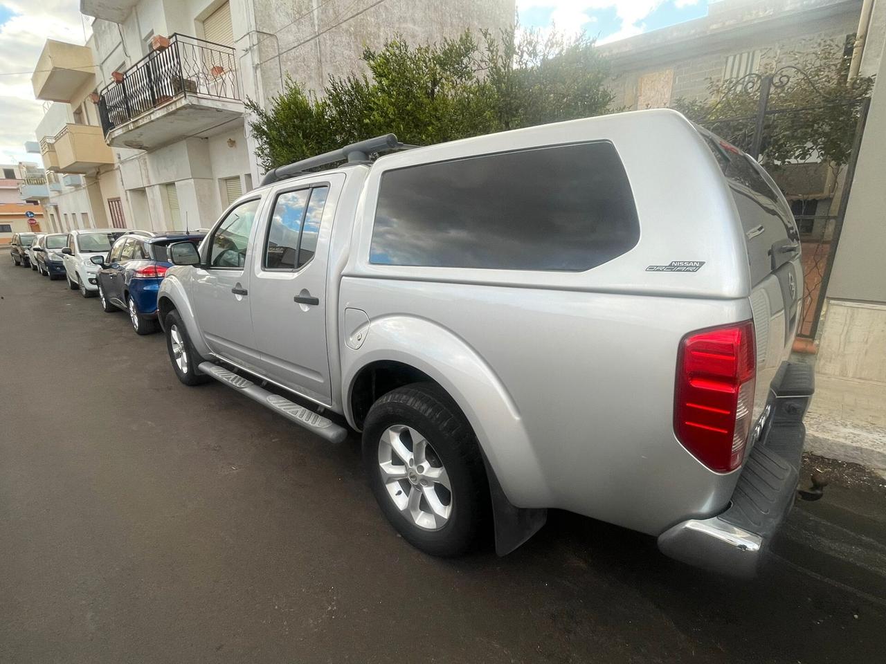 Nissan Navara 2.5 dCi 4 porte Double Cab LE
