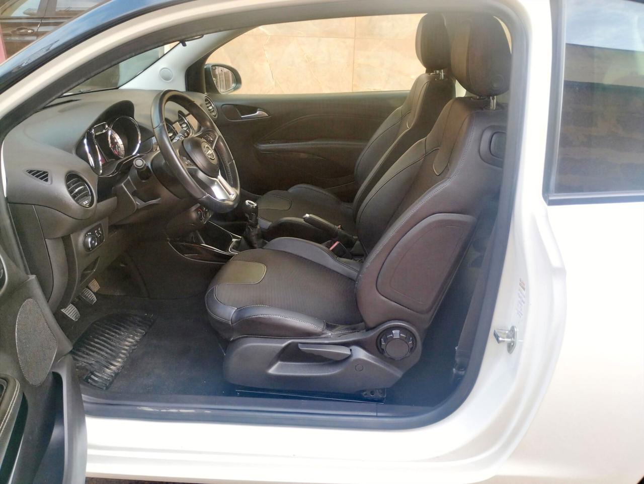 Opel Adam 1.4 87 CV GPL Tech Jam