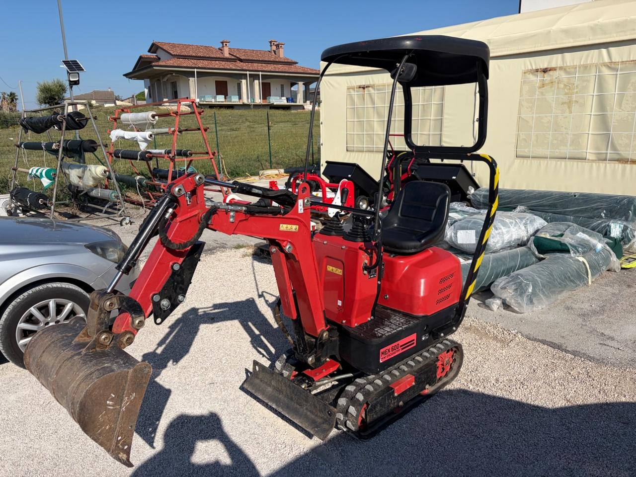 Escavatorino mex 600