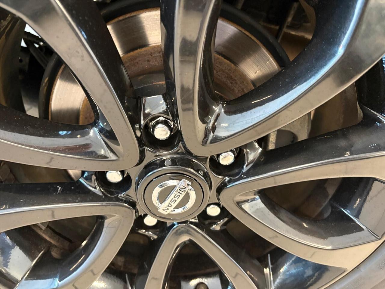 Nissan Juke LIMITED EDITION 1.6 DIG-T 190 CV
