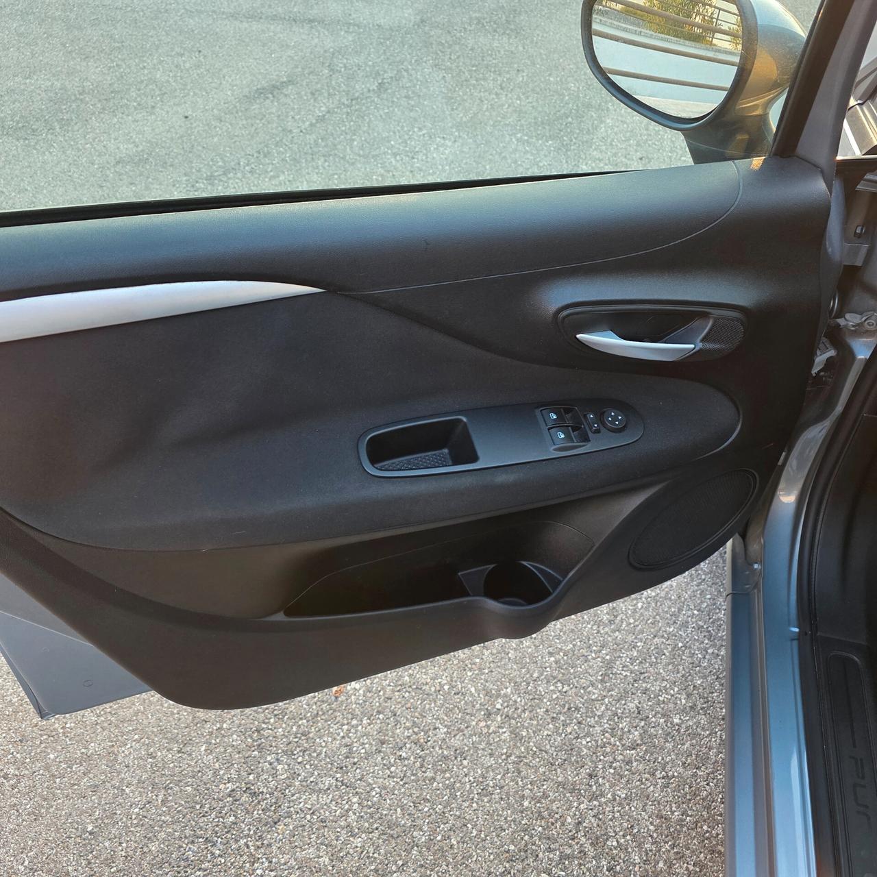 Fiat Punto 1.4 8V 5 porte Easypower Lounge