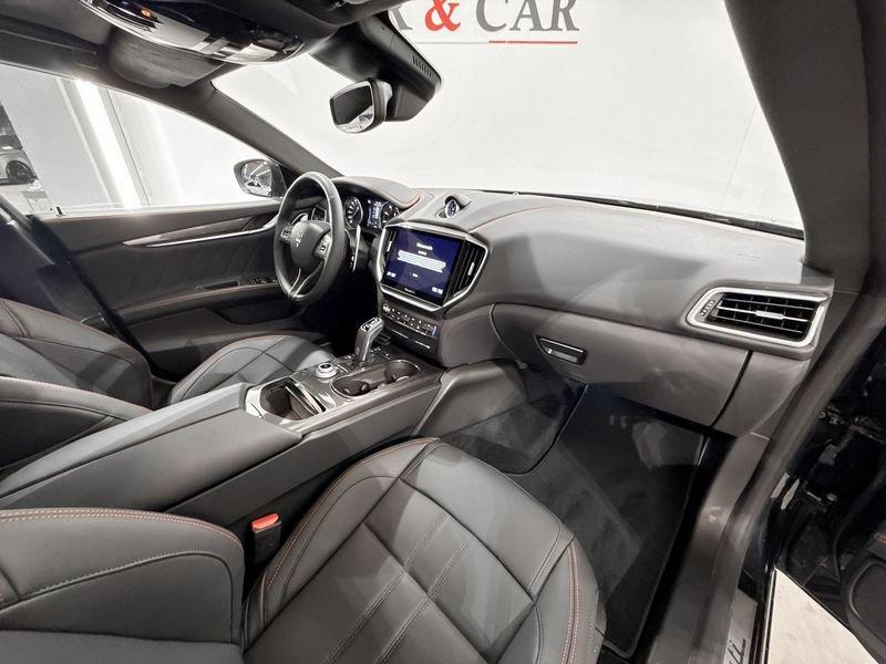 Maserati Ghibli Ghibli V6 430 CV AWD Modena Ultima