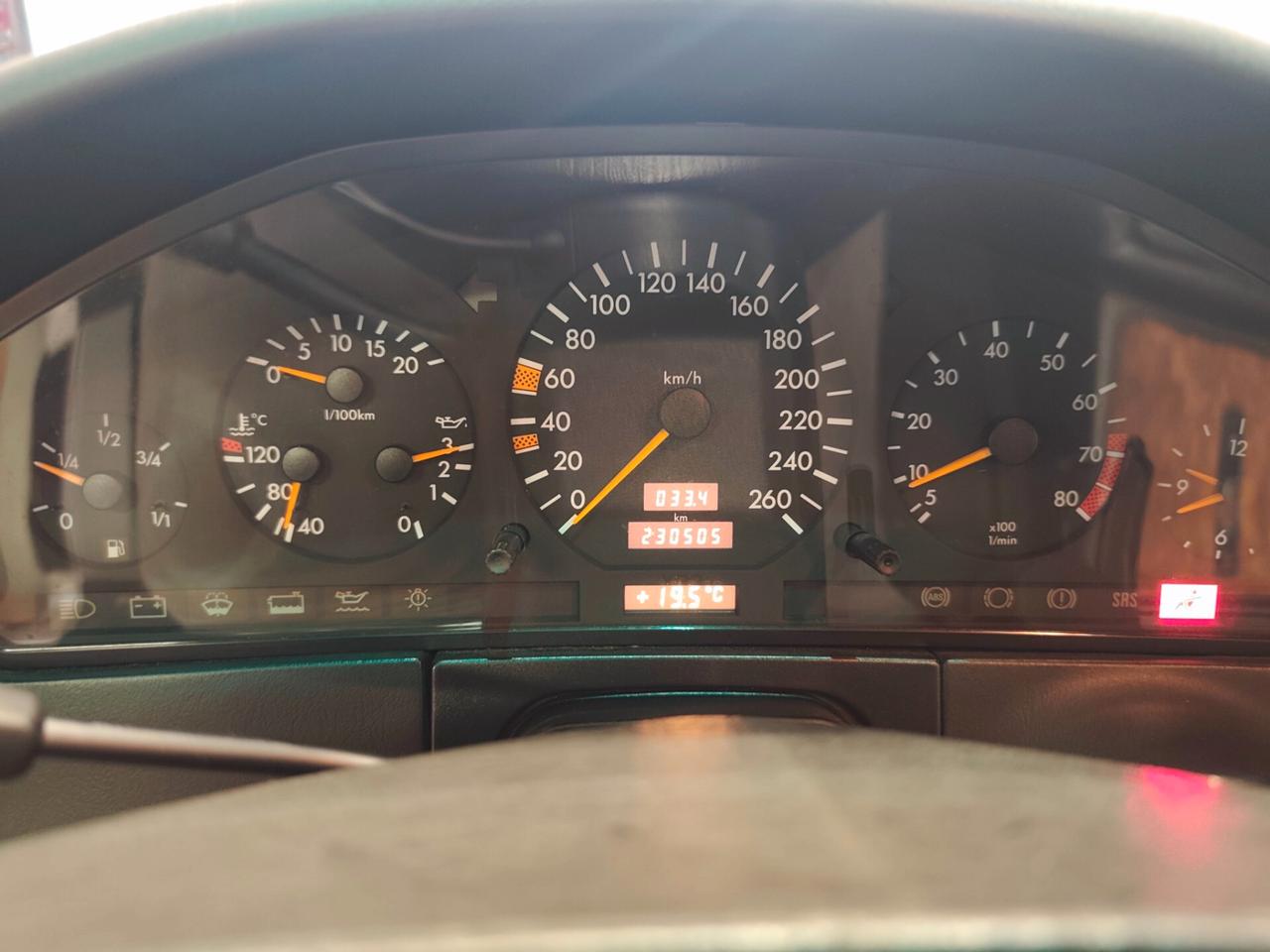 Mercedes-benz S 300 SE 3.2 cat