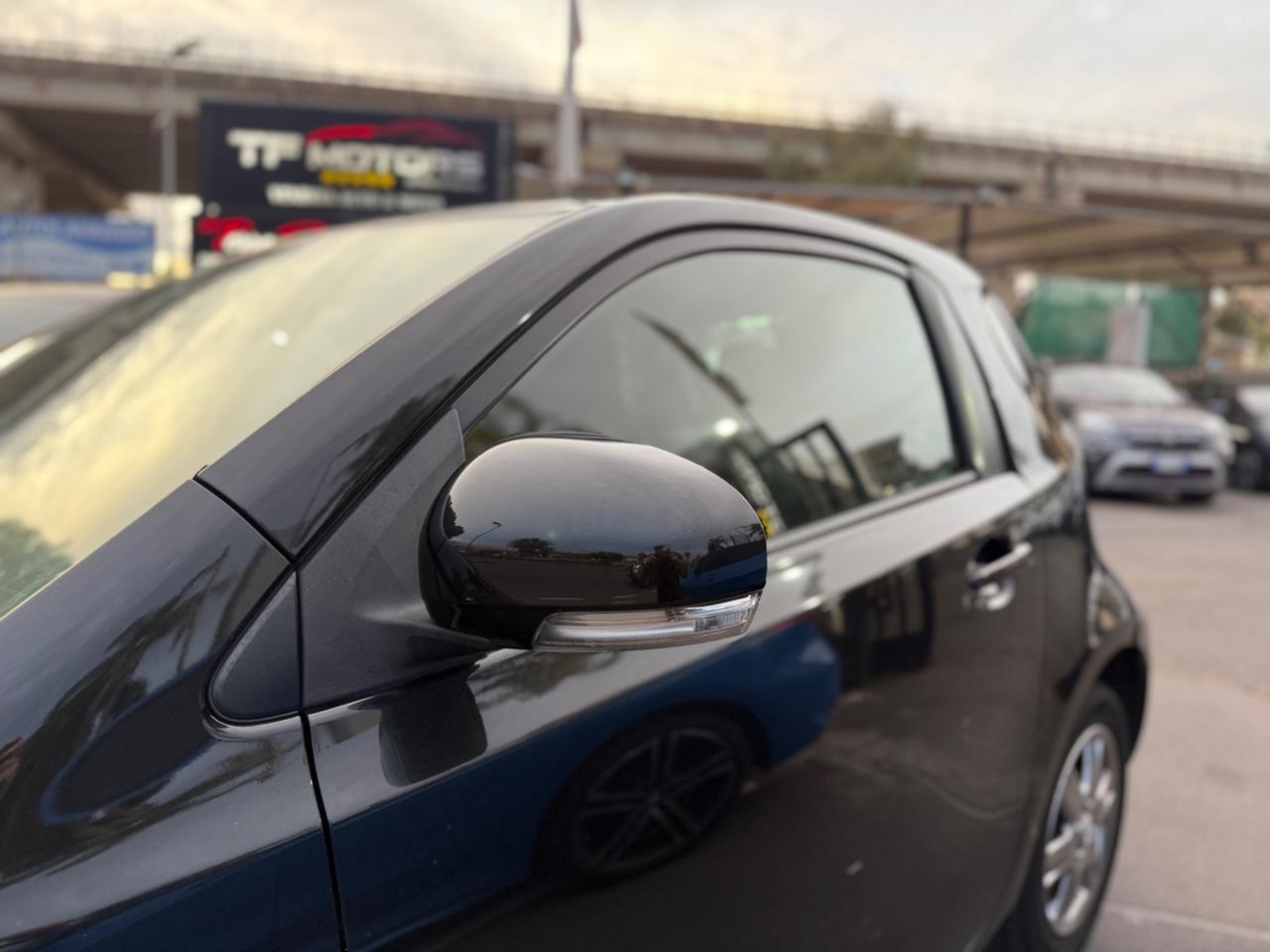 Toyota iQ 1.0 unico proprietario - 2009