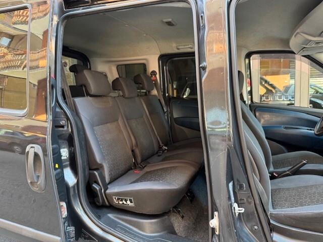 Fiat Doblo 2.0 MJT 16V Dynamic 7 Posti