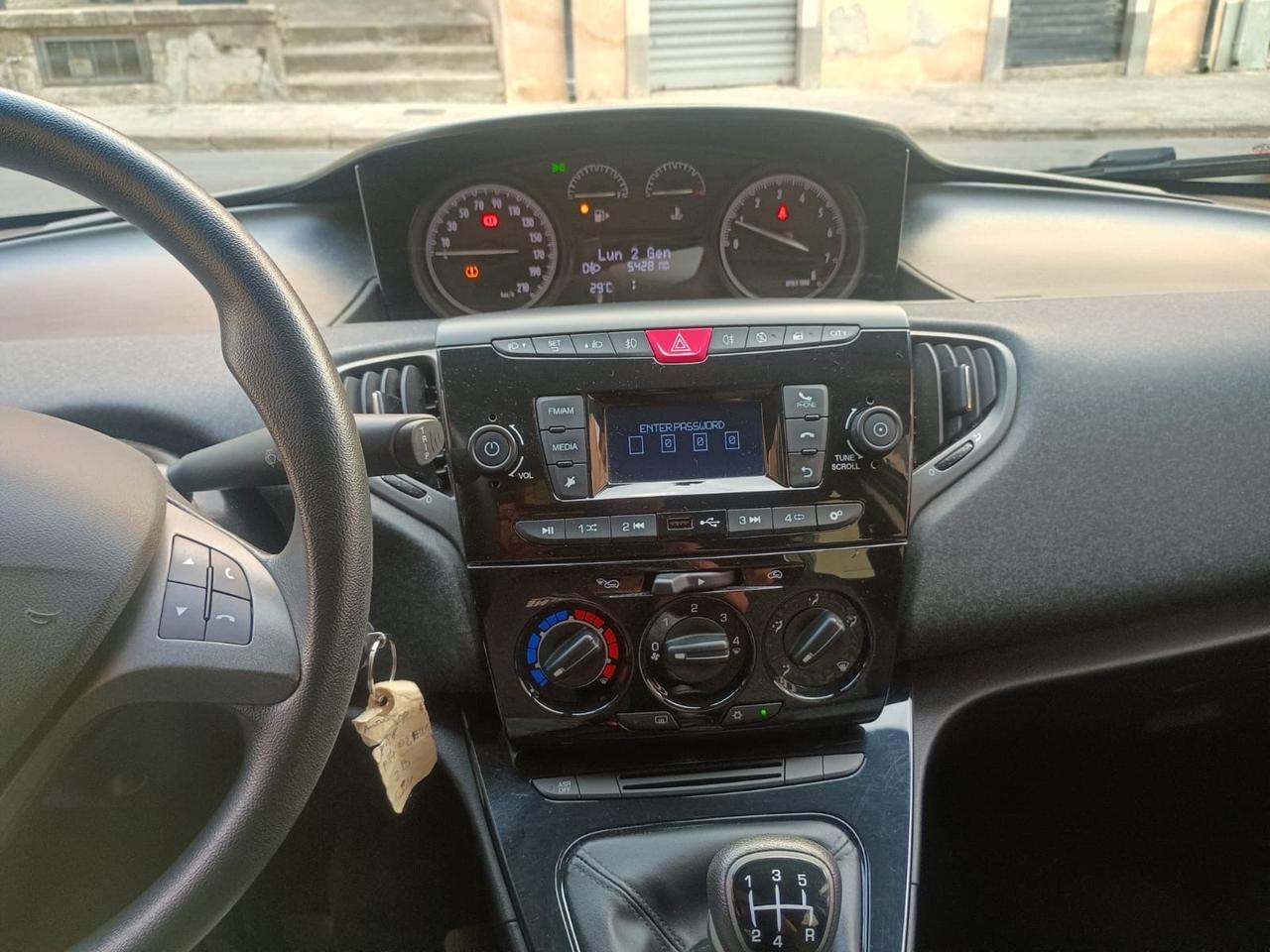 Lancia Ypsilon 1.2 69 CV 5 porte GPL Ecochic Gold