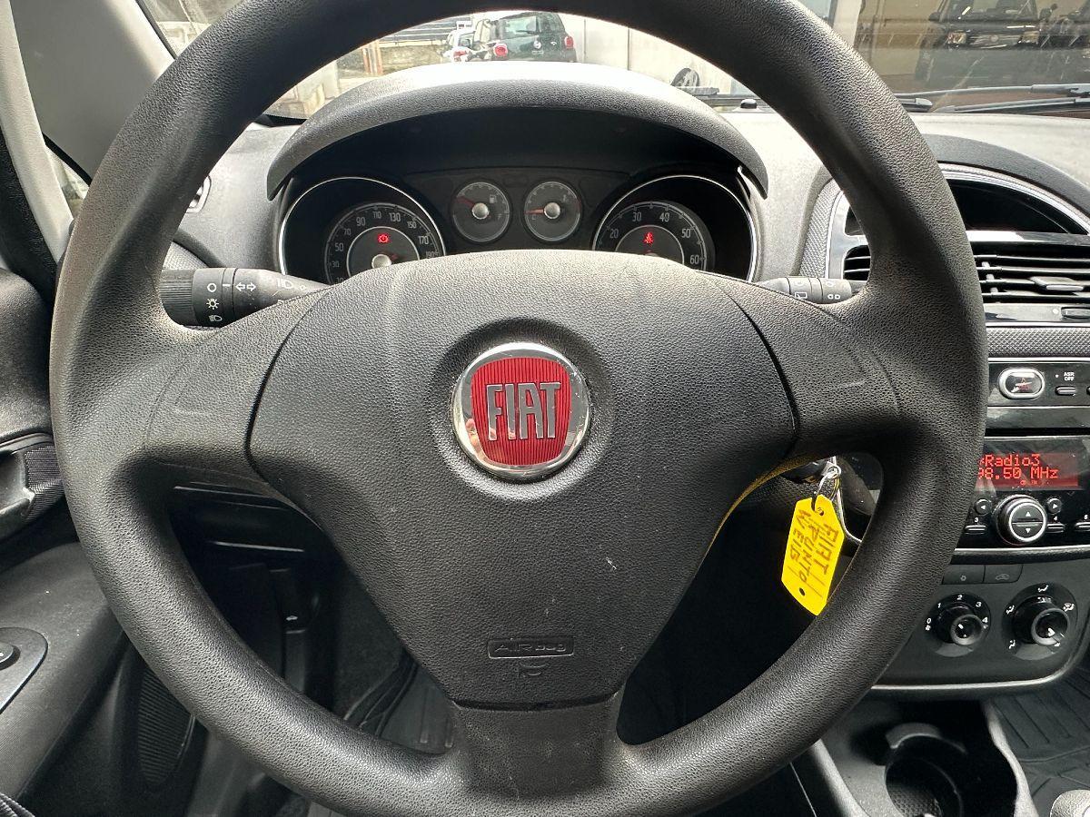FIAT - Punto - 1.2 8V 5p. Street