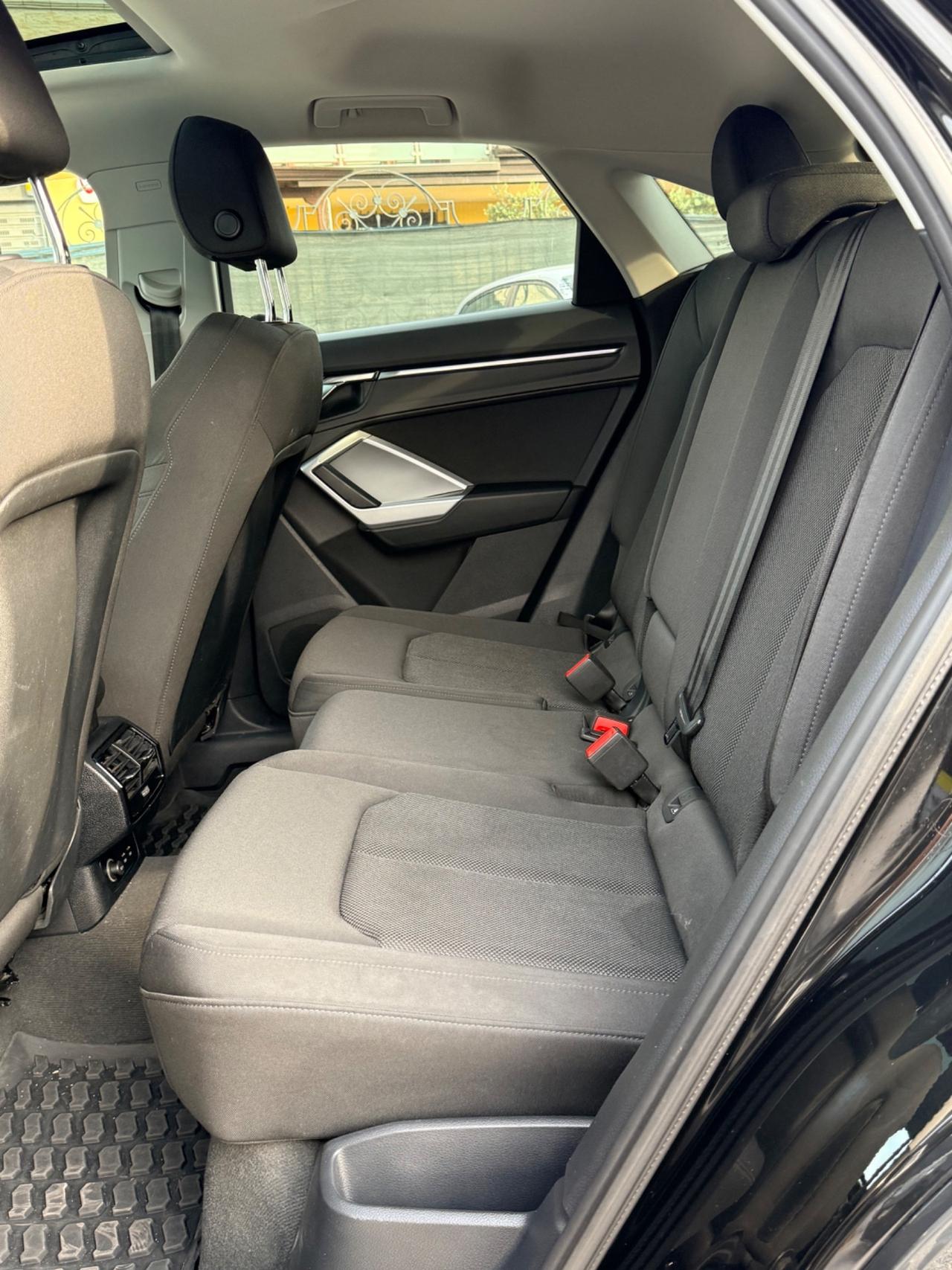 Audi Q3 SPB 35 TDI S tronic line edition 2022