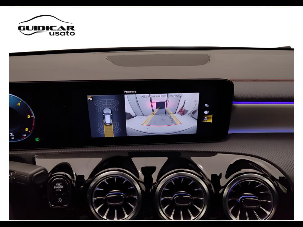 Mercedes-Benz CLA Sh.Brake - X118 - CLA Shooting Brake 200 d Premium auto