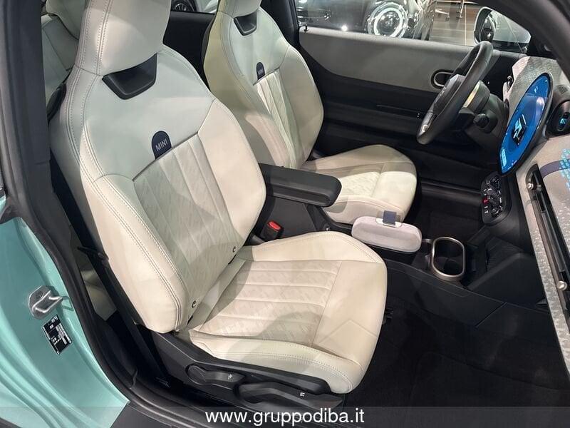 MINI Mini Cooper A.E. Mini Cooper F66 3p Mini Cooper 3p 1.5 C Favoured auto
