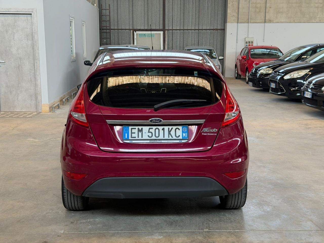 Ford Fiesta 1.4 16V 5p. Bz.- GPL Titanium Bs.