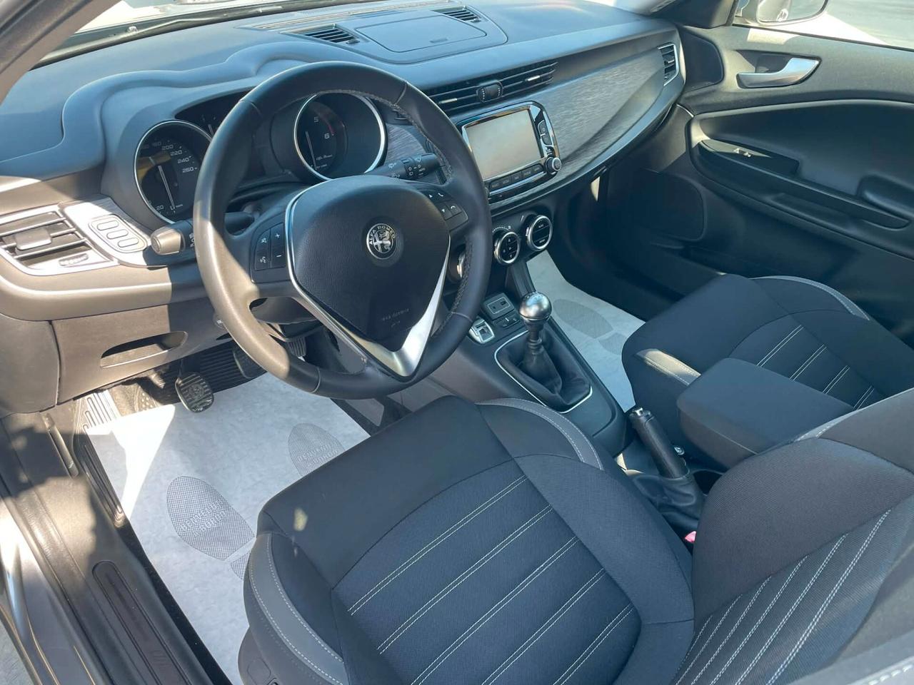 Alfa Romeo Giulietta 1.6 JTDm 120 CV Ti