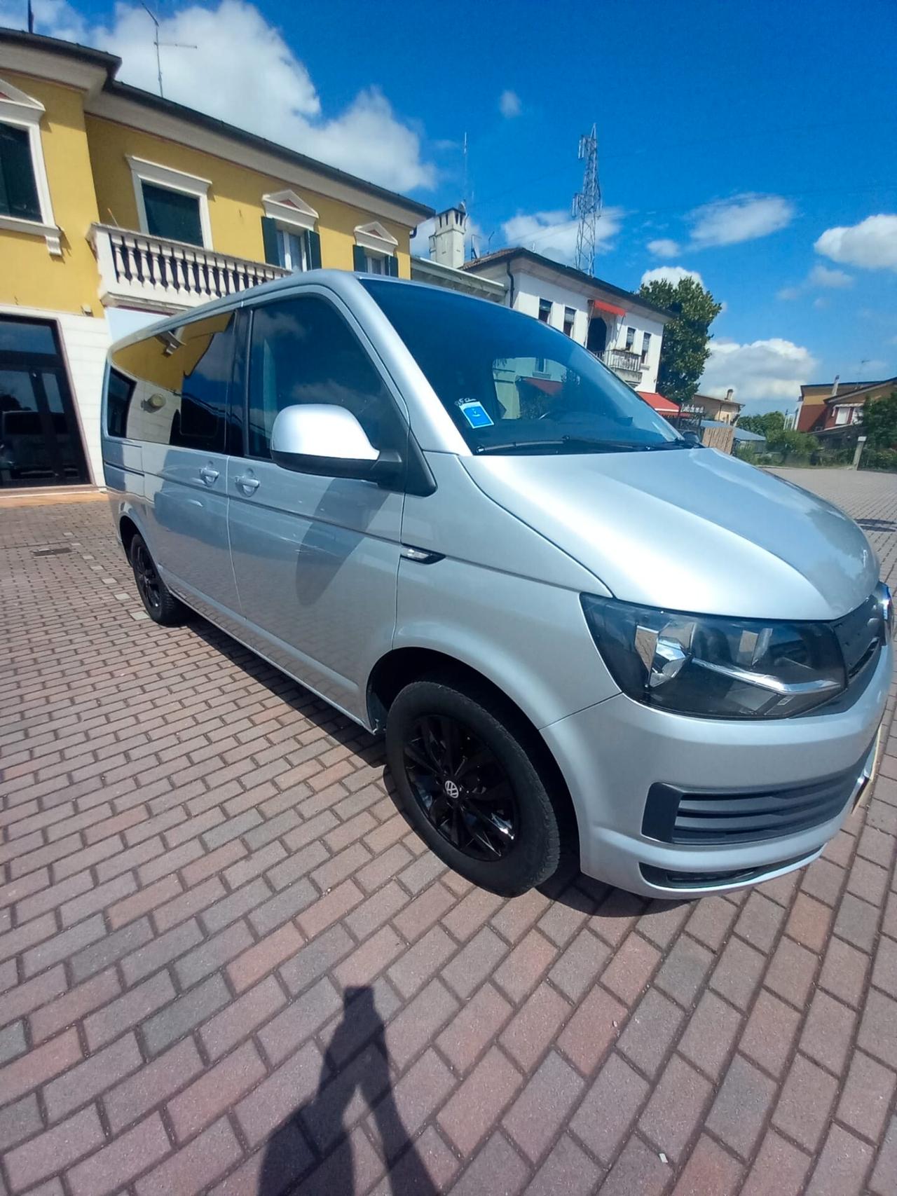 Volkswagen Transporter 2.0 TDI 150CV DSG PC Kombi