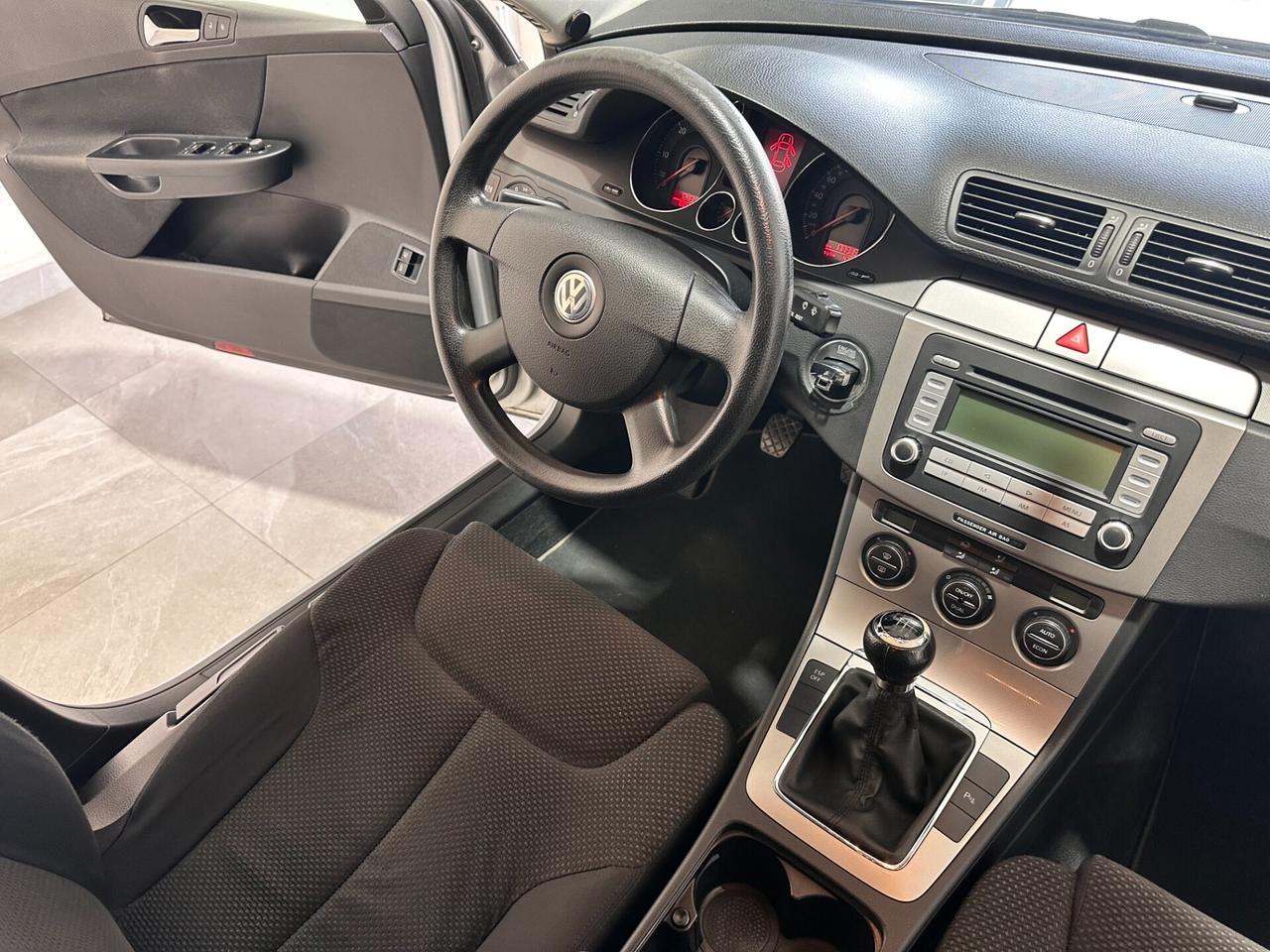 Volkswagen Passat 2.0 TDI 140cv UNICO PROP - NUOVA - DA VETRINA!!!!