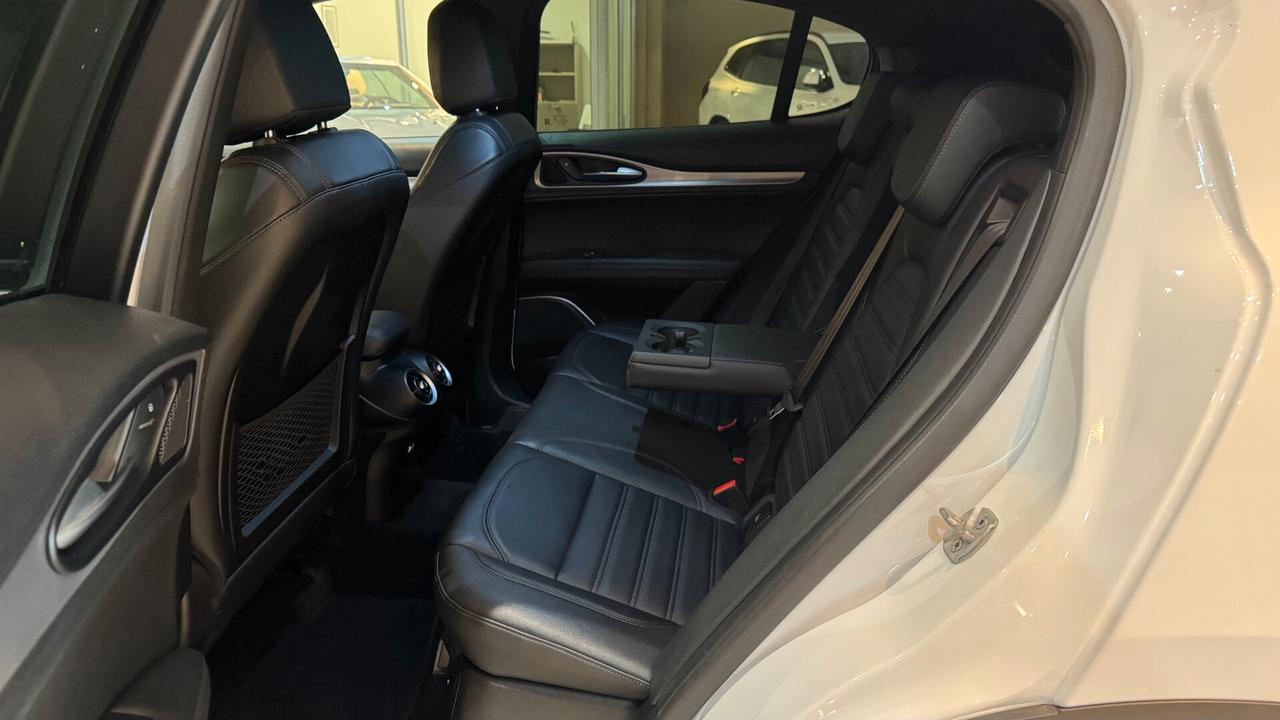 Alfa Romeo Stelvio 2.2 190 CV Q4 Sprint - 2020
