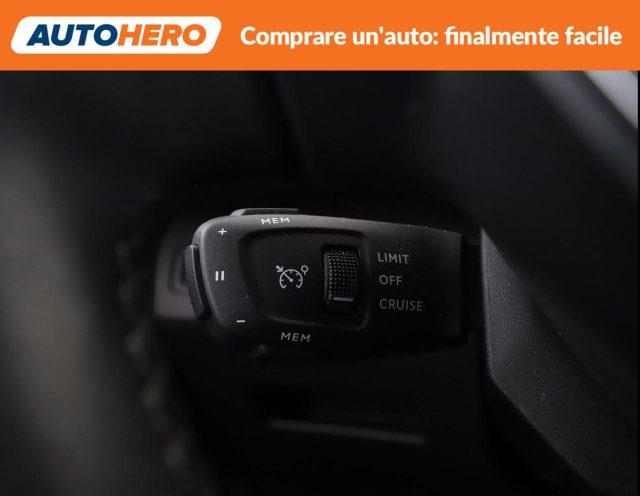 PEUGEOT 3008 Hybrid 225 e-EAT8 Allure Pack