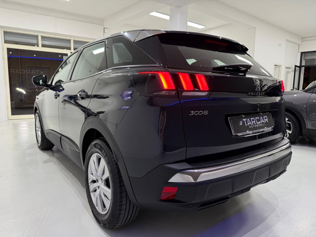 Peugeot 3008 BlueHDi 130 S&S EAT8 Business