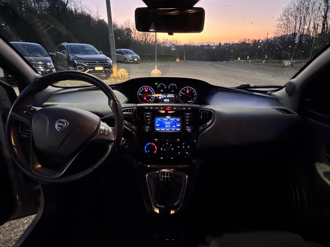 Lancia Ypsilon 1.2 69 CV Silver Solo 58.750 km Ideale Neopatentati