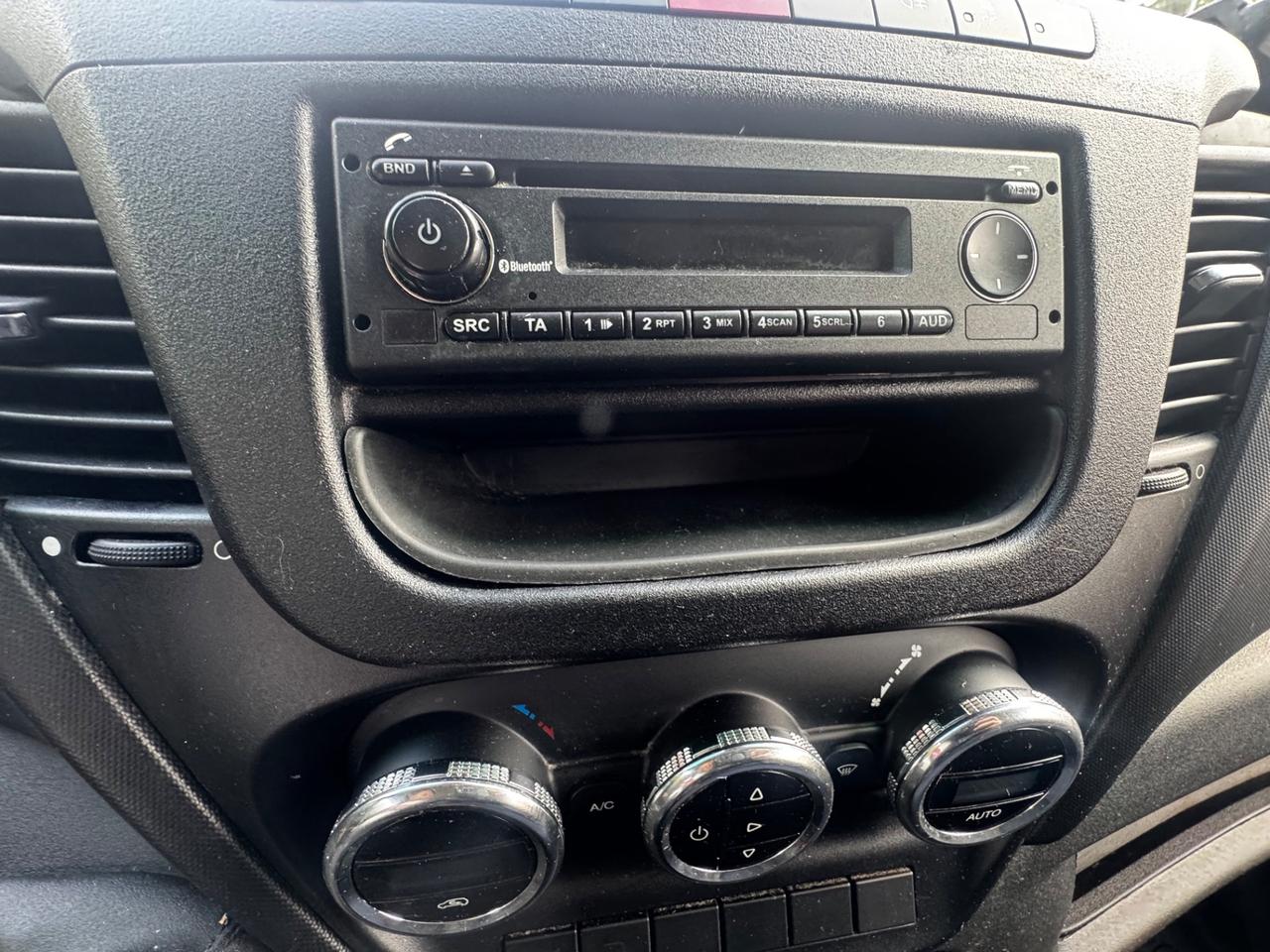 Iveco Daily 35C15 BTor 3.0 HPT PC-RG Cabinato