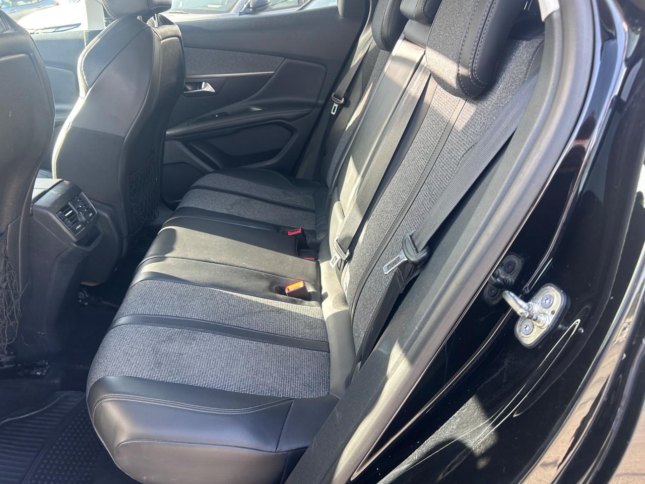 Peugeot 3008 1.5BlueHDi 115cvS&S GT Line